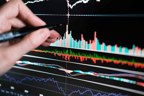 Pourquoi opter pour Surgetrader ?